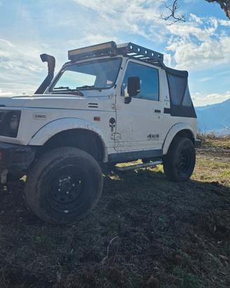 suzuki samurai cabriolet...full accetto.... 