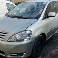 Ricambi Toyota Avensis Verso