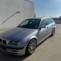 Bmw 320i (2.2) 170 Cv Touring Attiva automatica