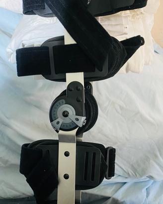 Ginocchiera Ortopedica regolabile