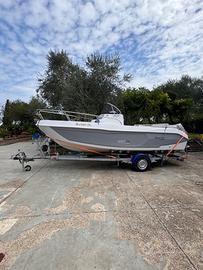 Barca con cabina e motore honda 40cv