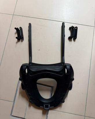 Porta pacchi givi monoket tiger sport 1050