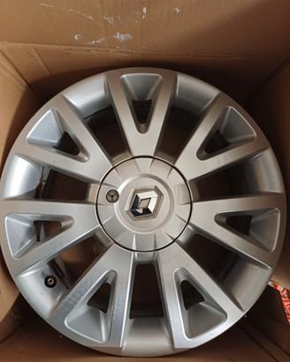 Cerchi in lega Renault