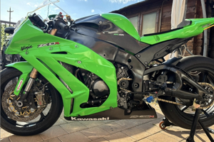 Kawasaki ninja zx10r 2014 pista