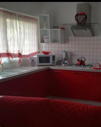 Cucina e parete attrezzata
