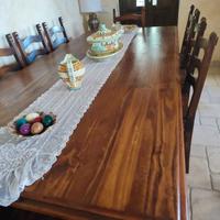 Tavolo in noce misure 250 x 120 con sedie