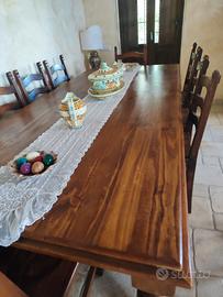 Tavolo in noce misure 250 x 120 con sedie