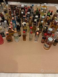 Bottigliette mignon alcolici vintage da collezione