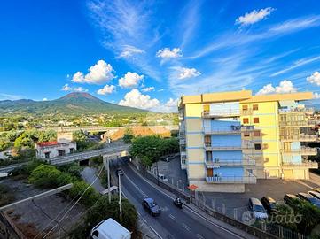 3 LOCALI A TORRE DEL GRECO