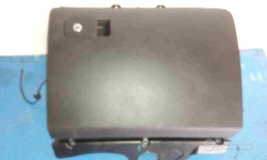 CASSETTO PORTA OGGETTI VOLKSWAGEN Passat Berlina 4