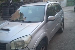 Toyota RAV 4 seconda serie indistruttibile 