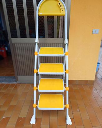 SCALA ACC.VERNICIATO