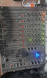 mixer behringer dx2000 