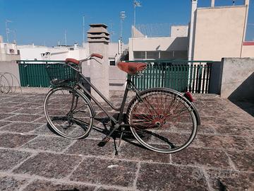 Bicicletta storica da donna 