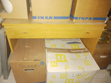 Scrivania, comodino, cassetti etc