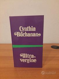 Libro Romanzo " Ultra vergine "