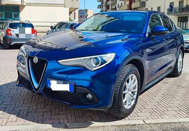 Alfa Romeo Stelvio 2.2 160 cv RWD