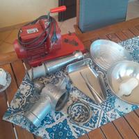 Passapomodoro elettrico