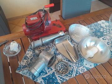 Passapomodoro elettrico