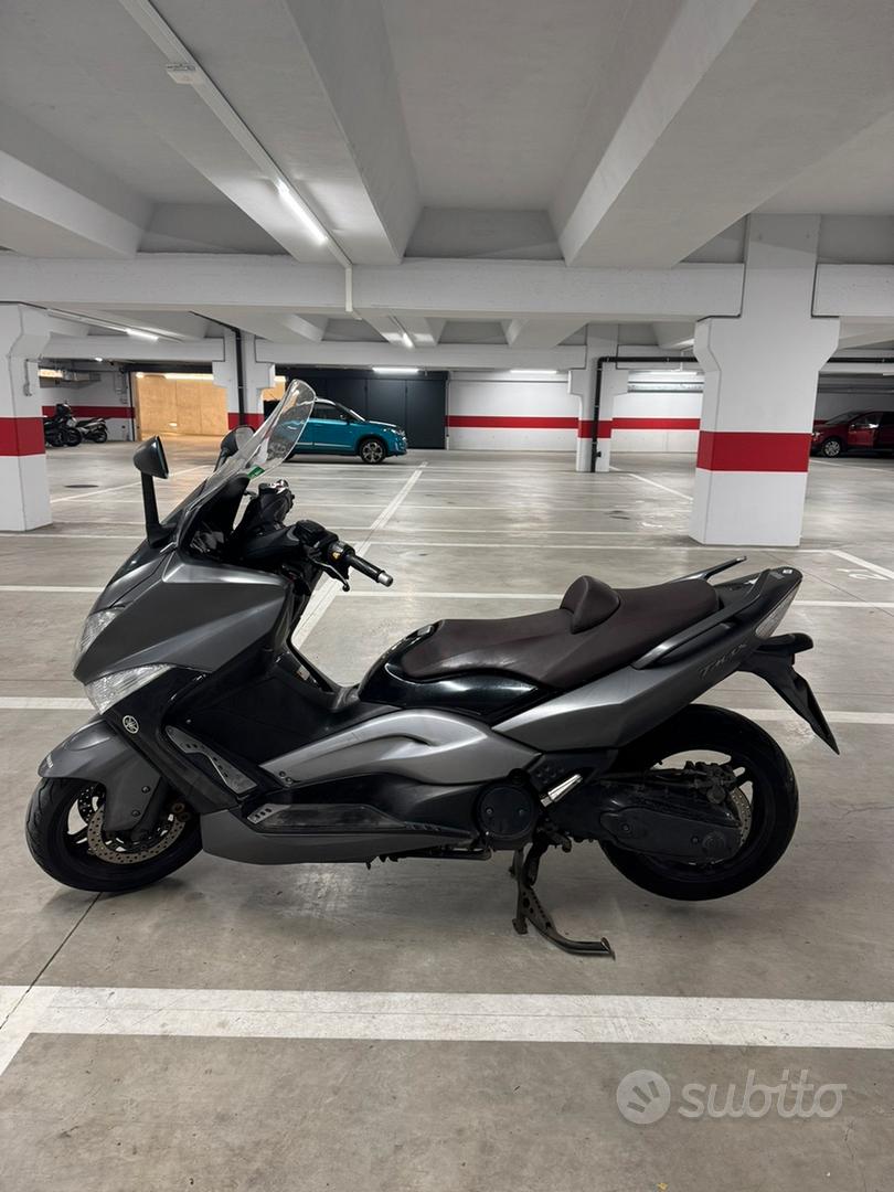 Leve Frizione E Freno Regolabili E Pieghevoli Per Yamaha TMAX 500/530 (2008-2011) - In Alluminio CNC, Colore Rosso, Con 6 Posizioni