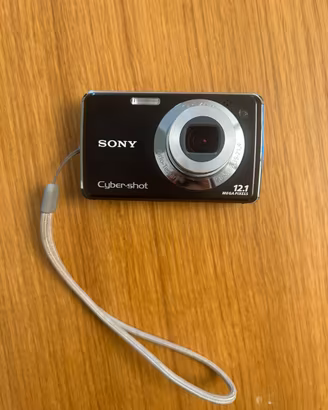 Fotocamera digitale Sony Cyber Shot DSC-W210