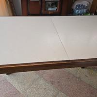 Tavolo Rustico Allungabile – Solidità e Praticità