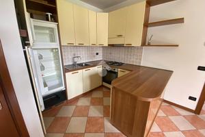 3 LOCALI A RESANA