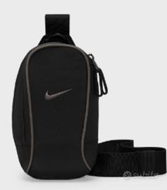Borsa a tracolla Nike Sportswear Essentials Nera

