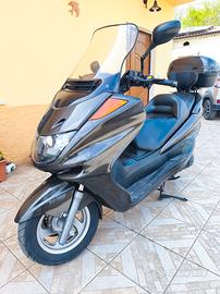 Scooter Yamaha 250