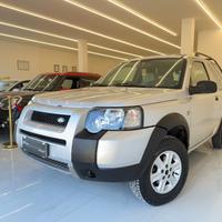 Land Rover Freelander 2.0 td4 3P gancio traino