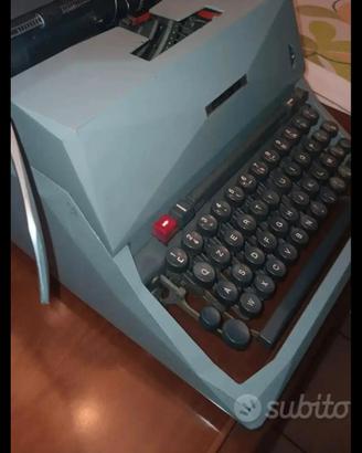 macchina da scrivere vintage 