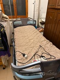 Lettino ospedaliero per degenza