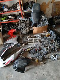 Ricambi honda cbr 600 f 2005