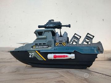 Barca militare giocattolo per bambini
