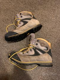 Scarponcini Dolomite - Gore-tex e Vibram