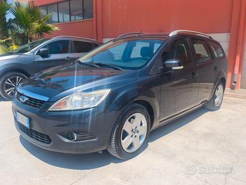 Ford Focus Focus+ 1.6 TDCi 110CV GANCIO TRAINO 200