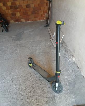 monopattino elettrico nilox -piegevole-