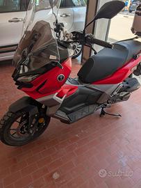 Voge sr1 Adv (Rosso) full optional con bauletto 