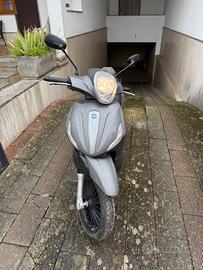 Piaggio Beverly 125 - 2016