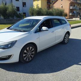 Opel Astra ST 1.4 120 cv