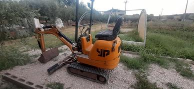Miniescavatore JCB 8008