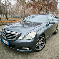 Mercedes-benz E 220 CDI BlueEFFICIENCY Avantgarde 