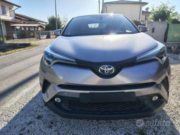 Toyota Ch-r  lounge 12/2018
