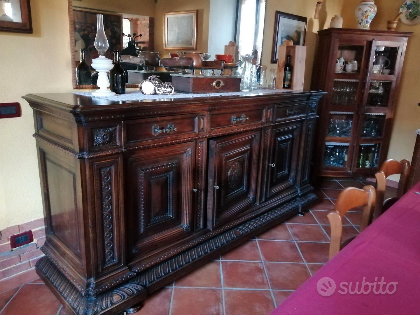 Credenza antica Arredamento e Casalinghi In vendita a Torino