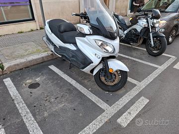 Suzuki burgman 650 executive 2020