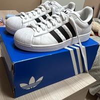 Adidas Superstar originali numero 42