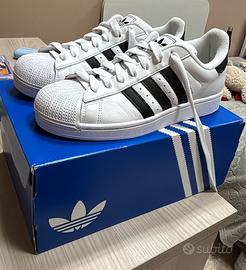 Adidas Superstar originali numero 42