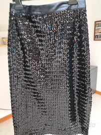 completo  donna. gonna e maglia paillettes.