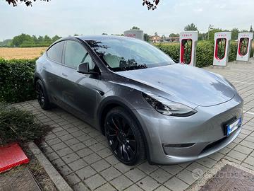 Tesla Model Y - LR LongRange - Dual Motor 4WD