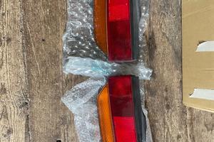 Nissan S13 fari posteriori